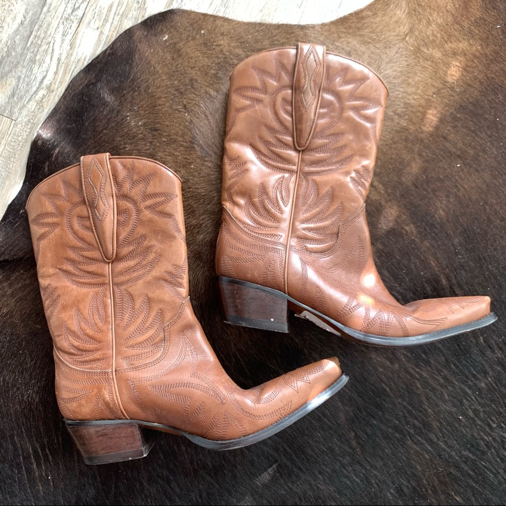 UNREAL vintage guess cowboy cowgirl boots